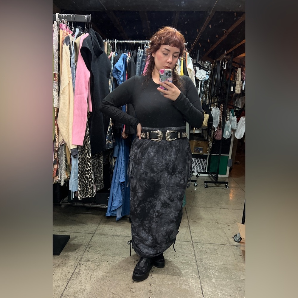 🟠291B. Ruched Tie dye Skirt - Black - Picture 2 of 10